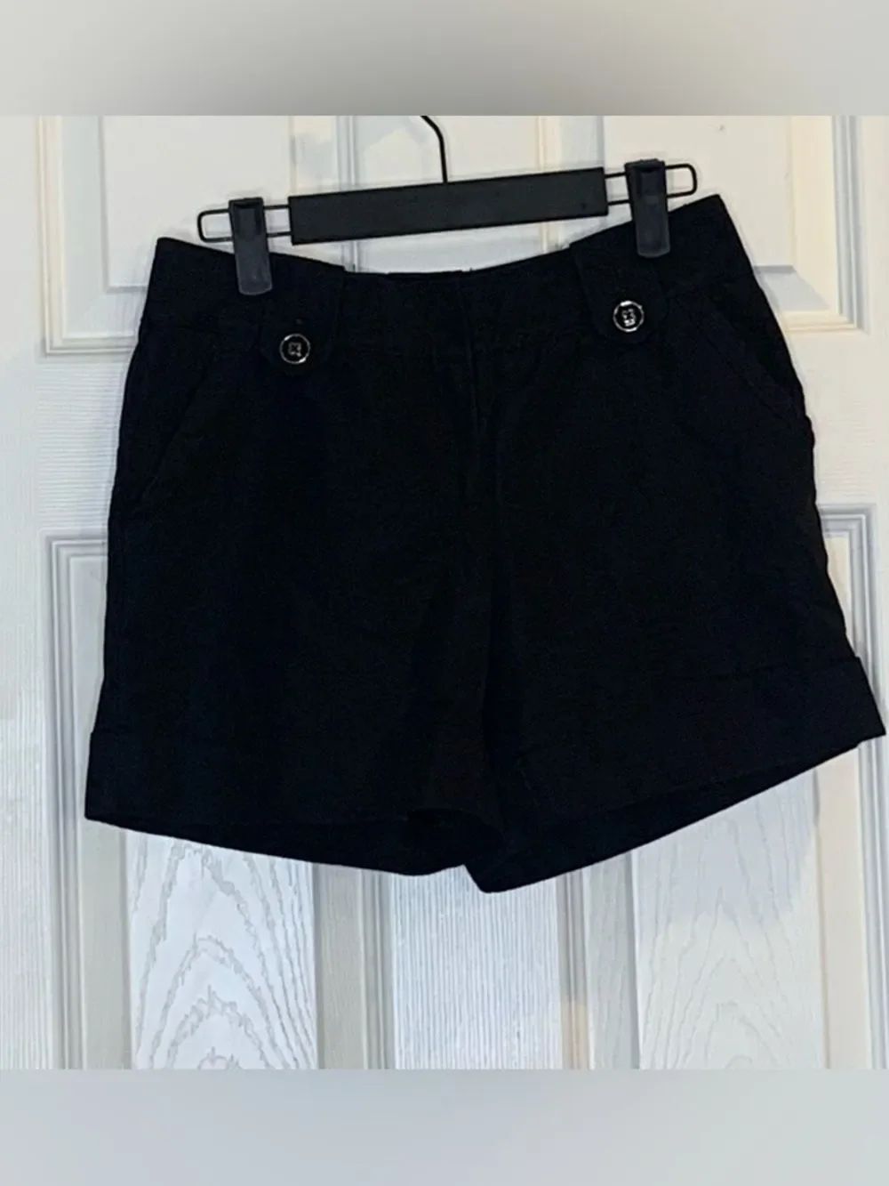 White House Black Market Shorts Black Size 00